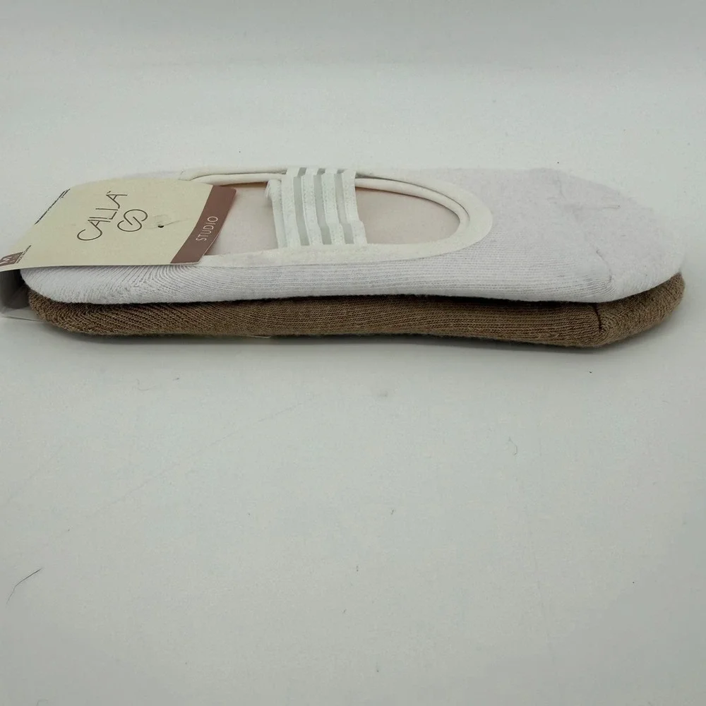 NEW Calia Womens Studio‎ Liner Socks 2 Pairs White Beige Grip Yoga Barre Dance M
